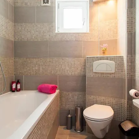 Chreal 210 Sqm Villa